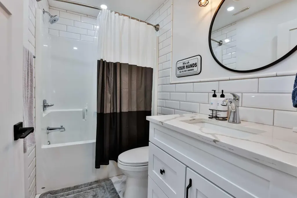 56 Greywolf Road N Lethbridge AB T1H 7E8