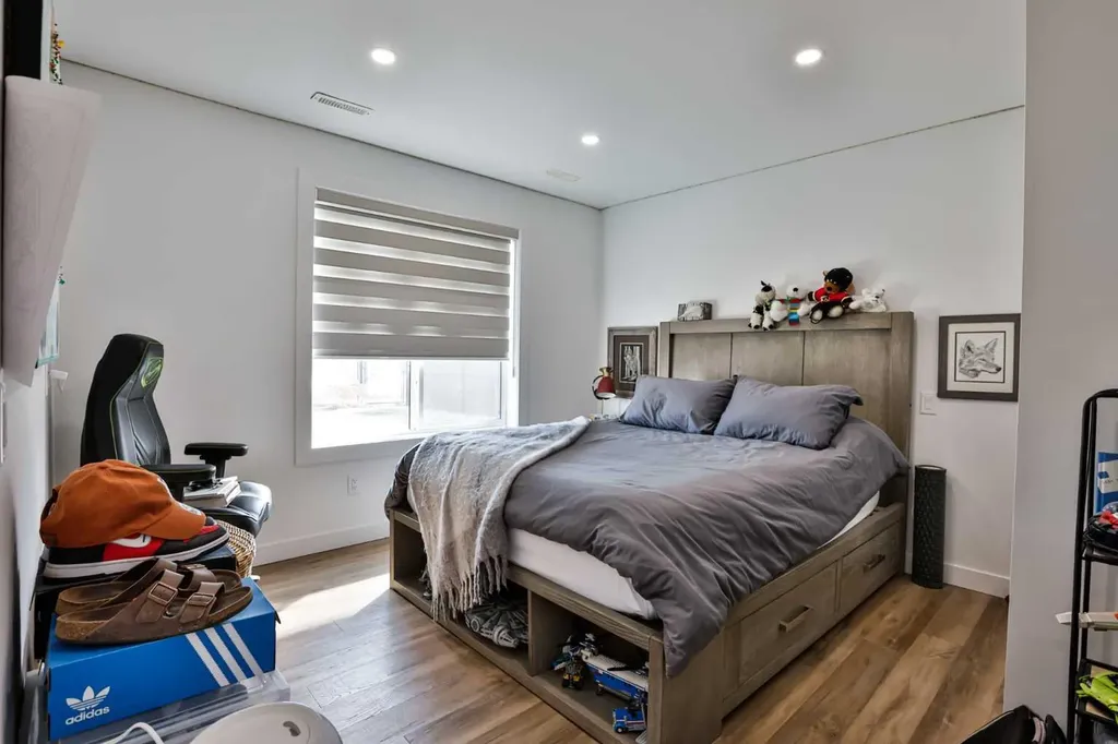 56 Greywolf Road N Lethbridge AB T1H 7E8