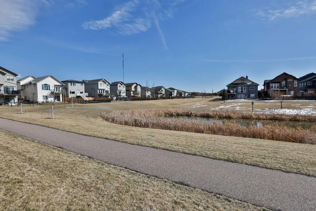 56 Greywolf Road N Lethbridge AB T1H 7E8