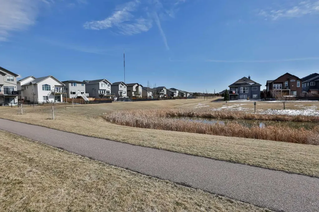 56 Greywolf Road N Lethbridge AB T1H 7E8