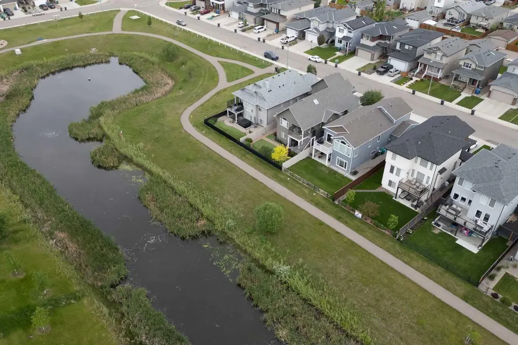 56 Greywolf Road N Lethbridge AB T1H 7E8