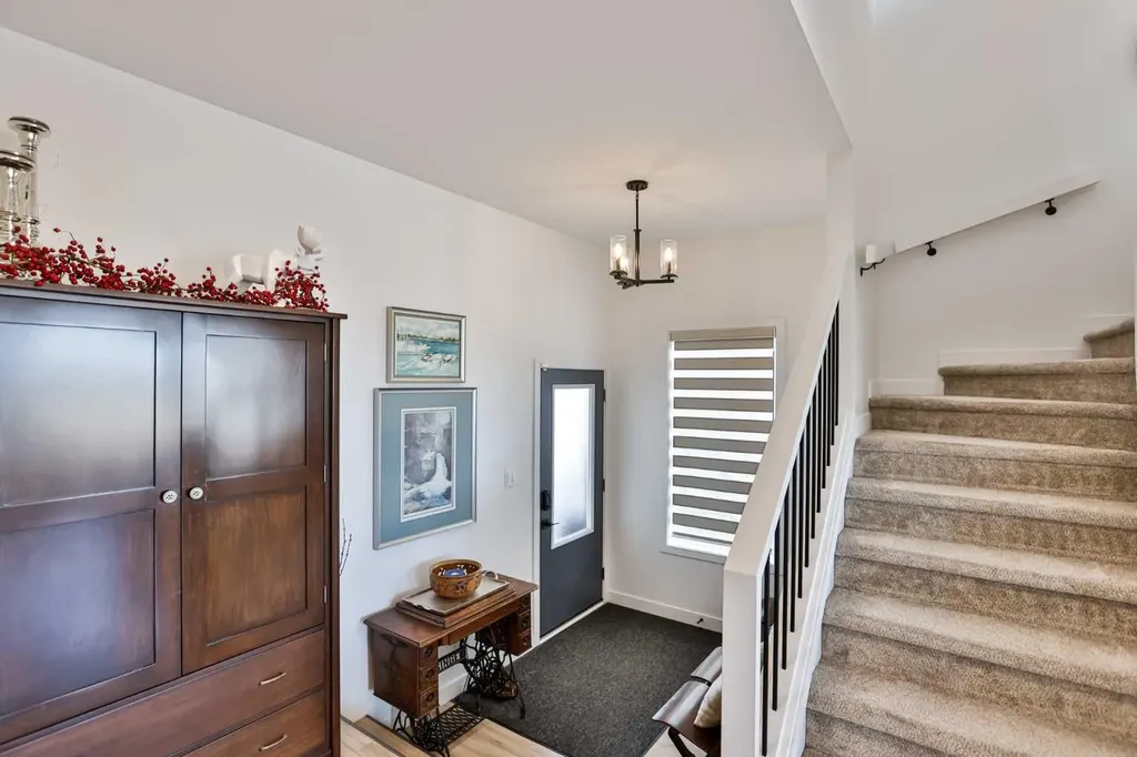 56 Greywolf Road N Lethbridge AB T1H 7E8