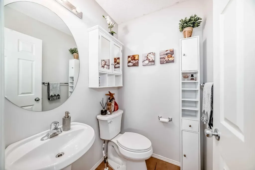 32 Country Village Lane NE Calgary AB T3K 0E7