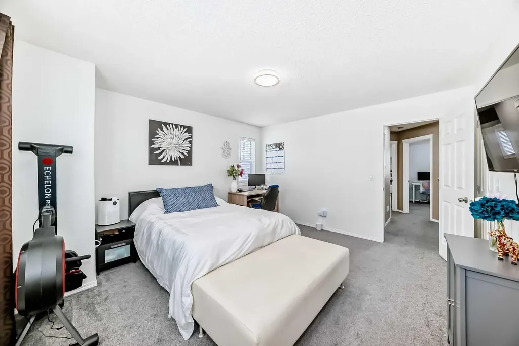 32 Country Village Lane NE Calgary AB T3K 0E7
