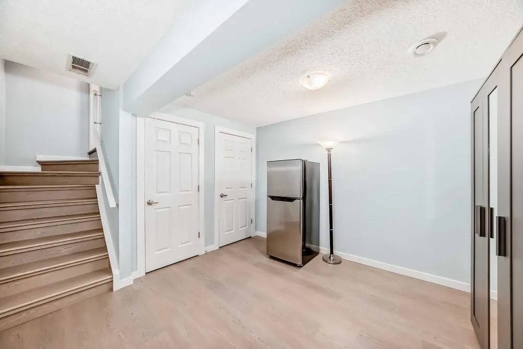 32 Country Village Lane NE Calgary AB T3K 0E7