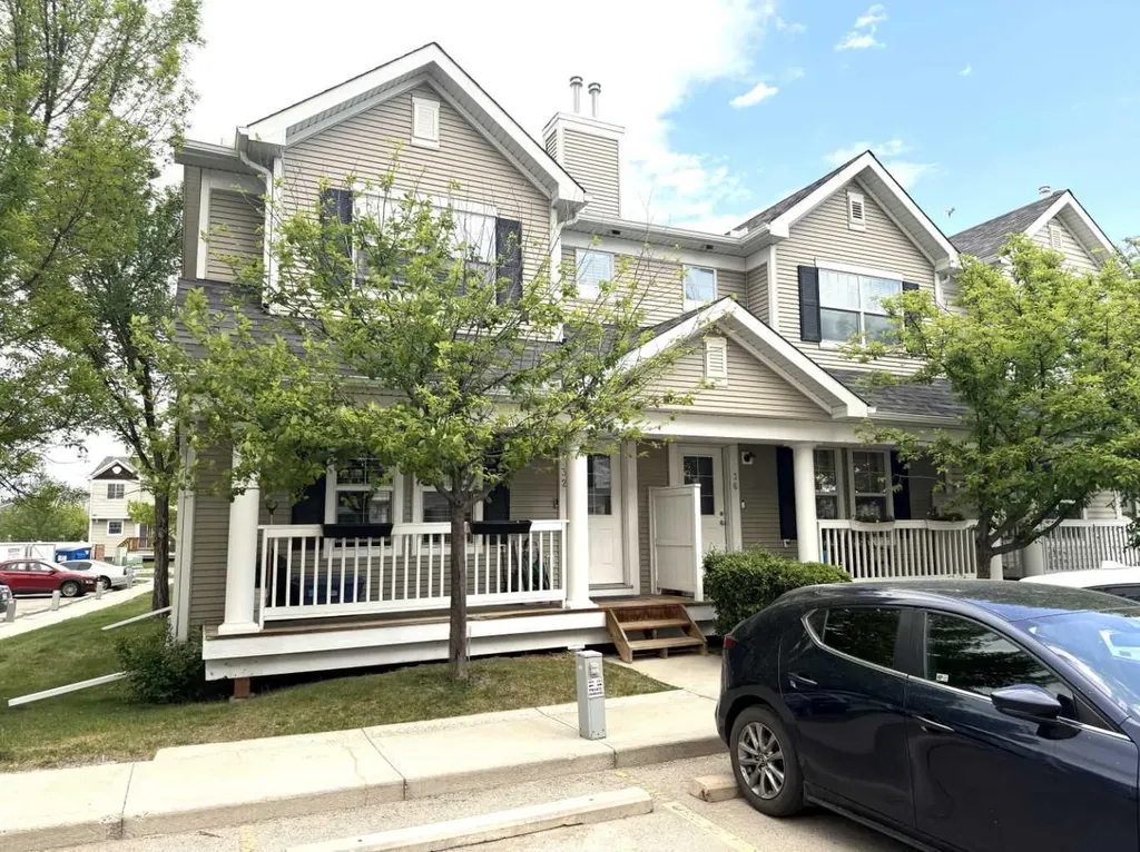 32 Country Village Lane NE Calgary AB T3K 0E7