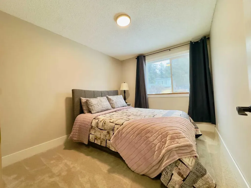 2802 77 Street Coleman AB T0K0M0