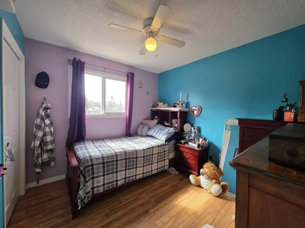5208 54 Avenue Edgerton AB T0B 1K0