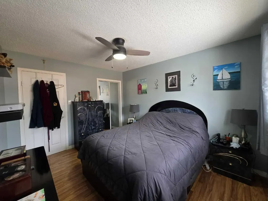 5208 54 Avenue Edgerton AB T0B 1K0