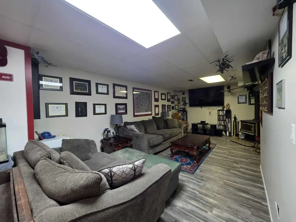 5208 54 Avenue Edgerton AB T0B 1K0