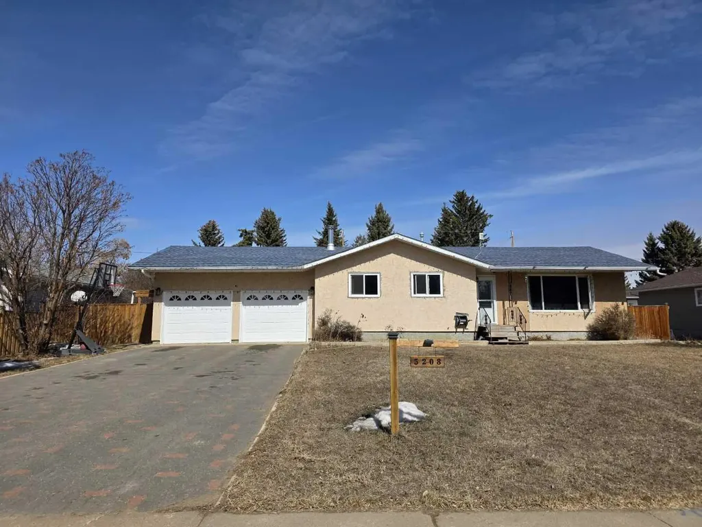 5208 54 Avenue Edgerton AB T0B 1K0
