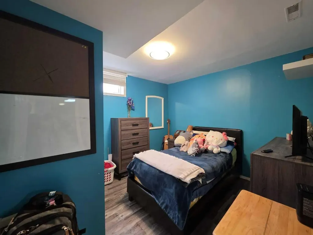 5208 54 Avenue Edgerton AB T0B 1K0