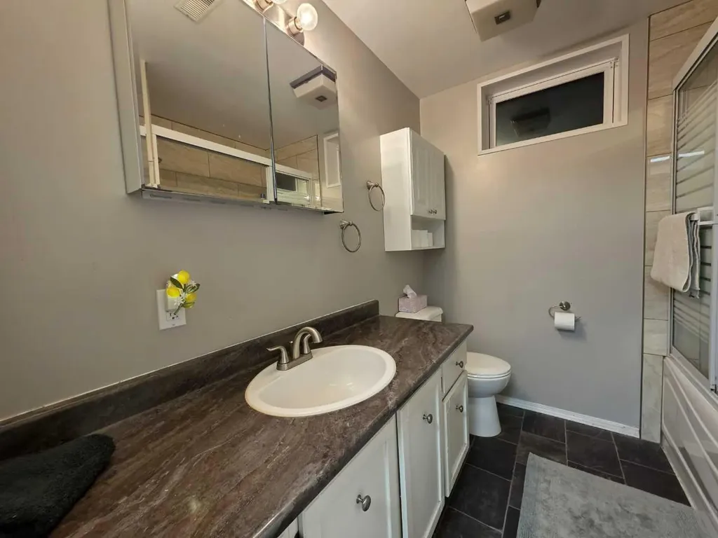 5208 54 Avenue Edgerton AB T0B 1K0
