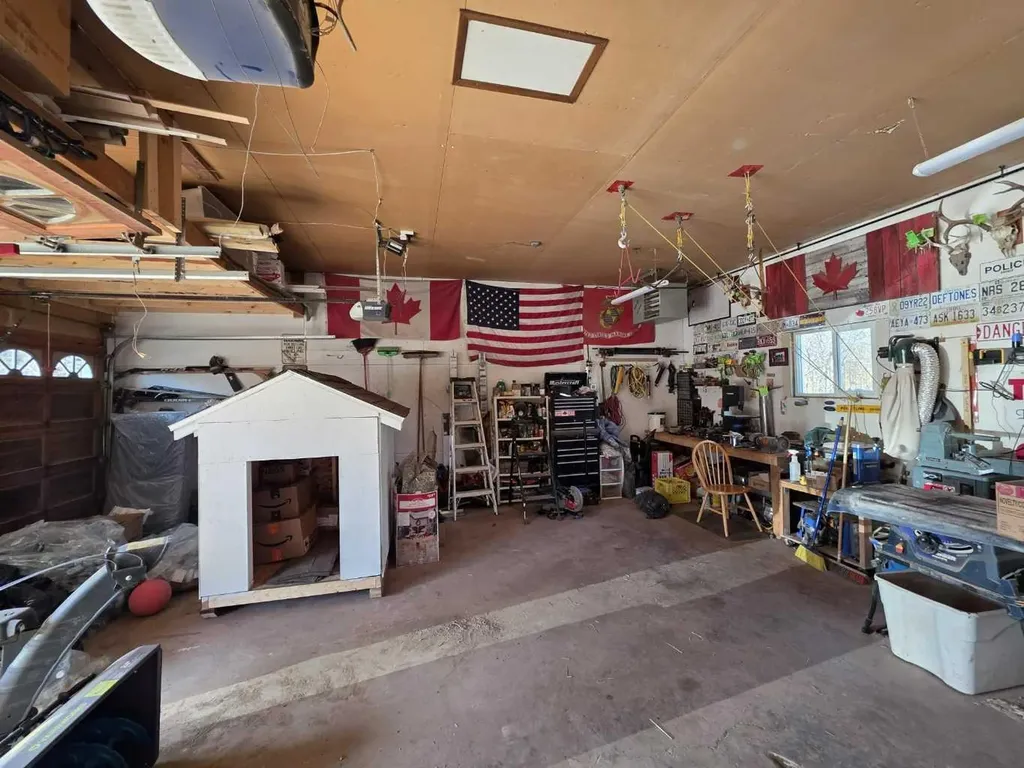 5208 54 Avenue Edgerton AB T0B 1K0