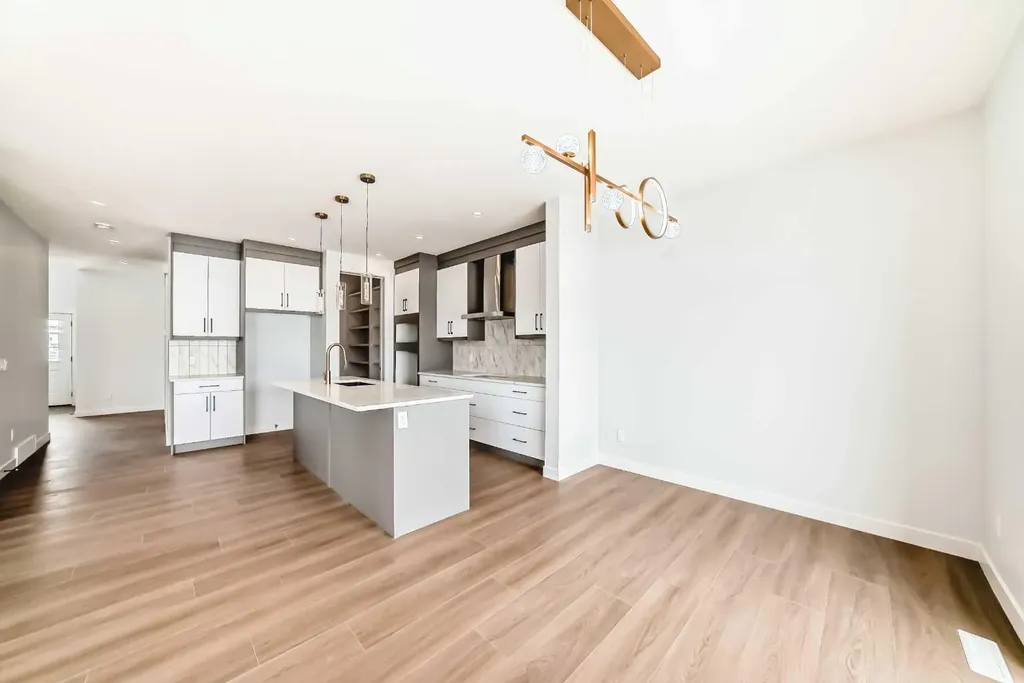 69 Lakes Estates Circle Strathmore AB T1P 0B7