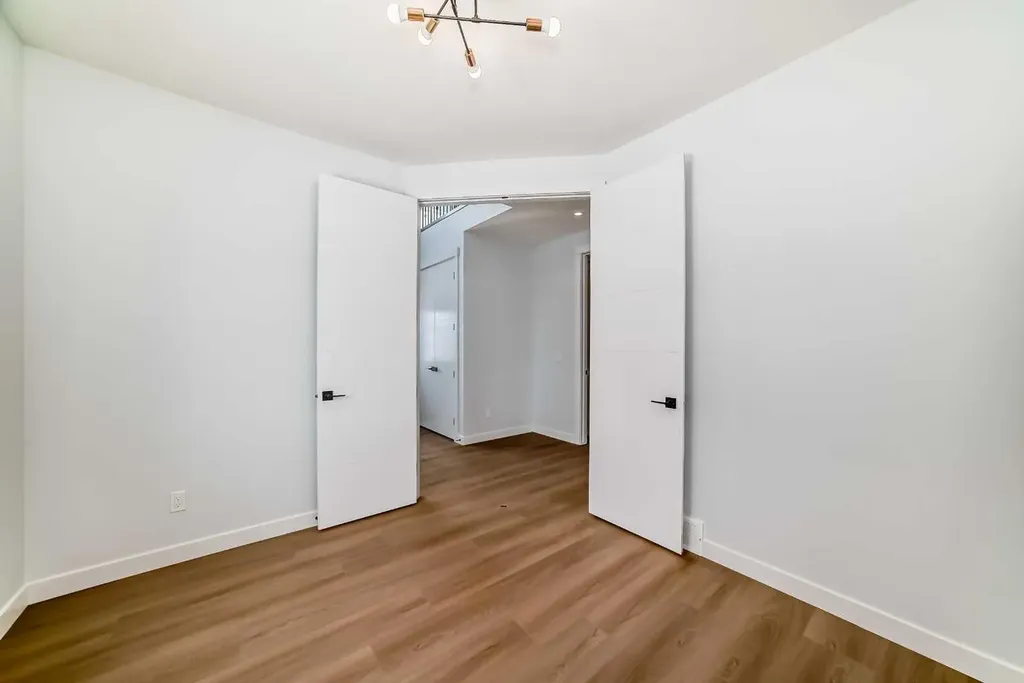 69 Lakes Estates Circle Strathmore AB T1P 0B7