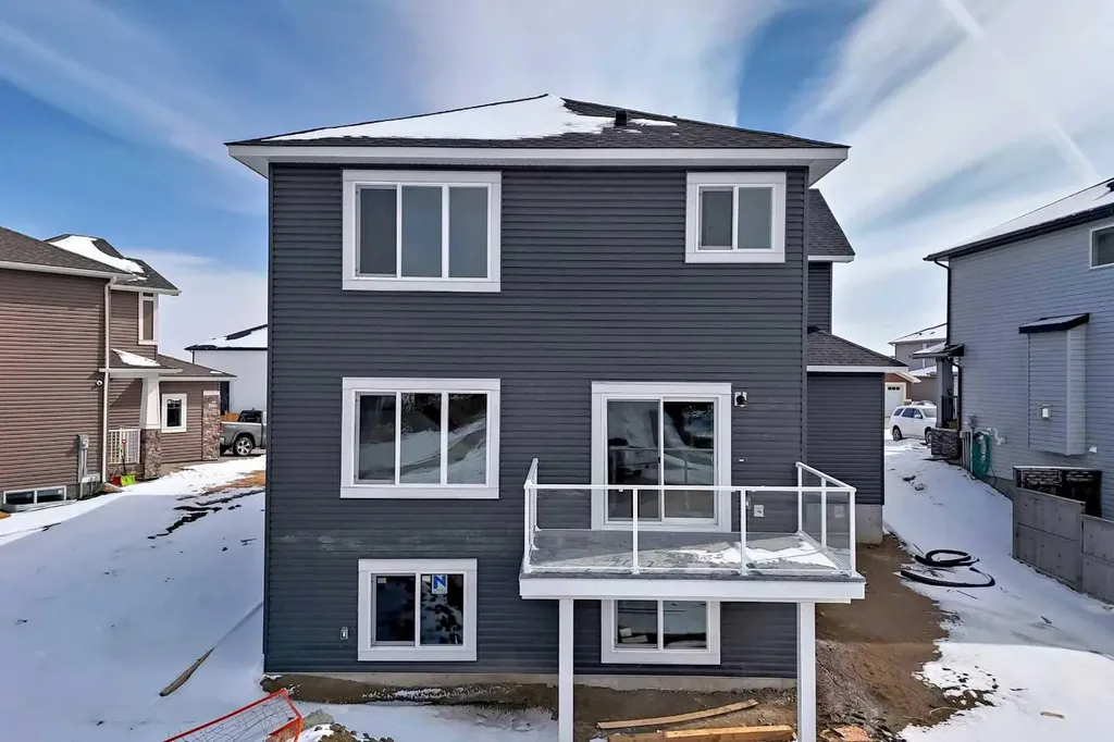 69 Lakes Estates Circle Strathmore AB T1P 0B7
