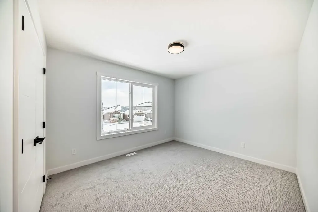 69 Lakes Estates Circle Strathmore AB T1P 0B7