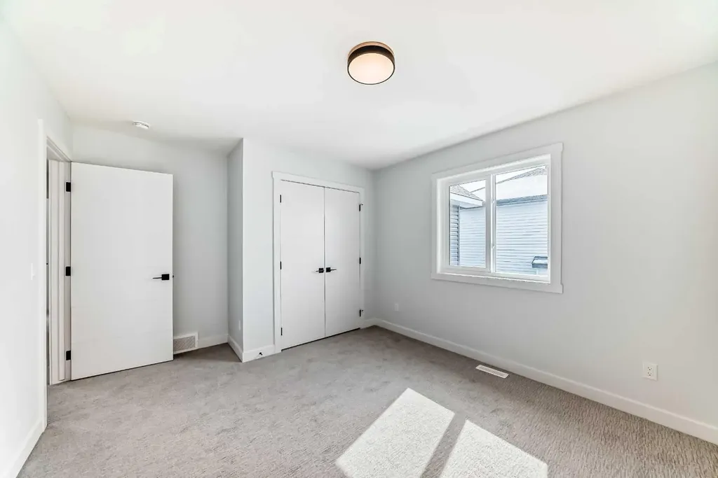 69 Lakes Estates Circle Strathmore AB T1P 0B7