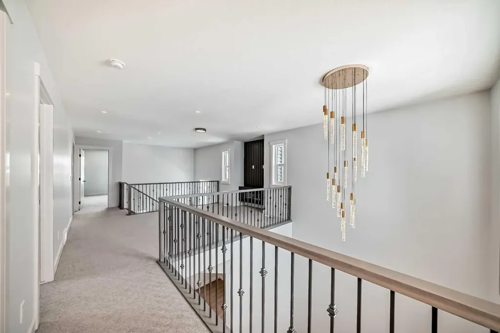 69 Lakes Estates Circle Strathmore AB T1P 0B7