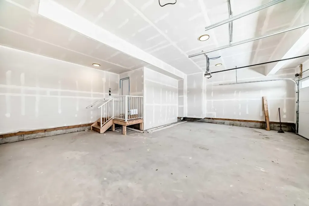 69 Lakes Estates Circle Strathmore AB T1P 0B7
