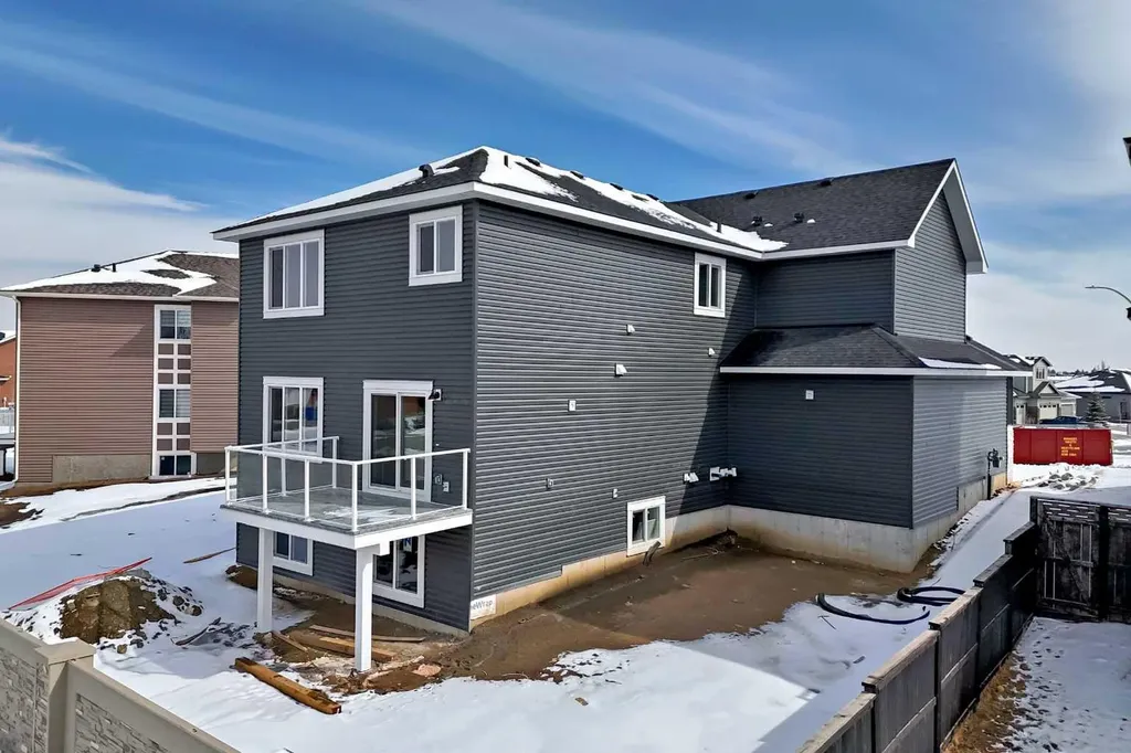 69 Lakes Estates Circle Strathmore AB T1P 0B7