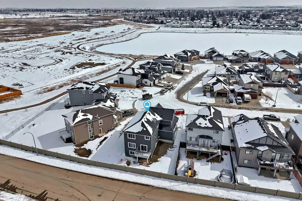69 Lakes Estates Circle Strathmore AB T1P 0B7