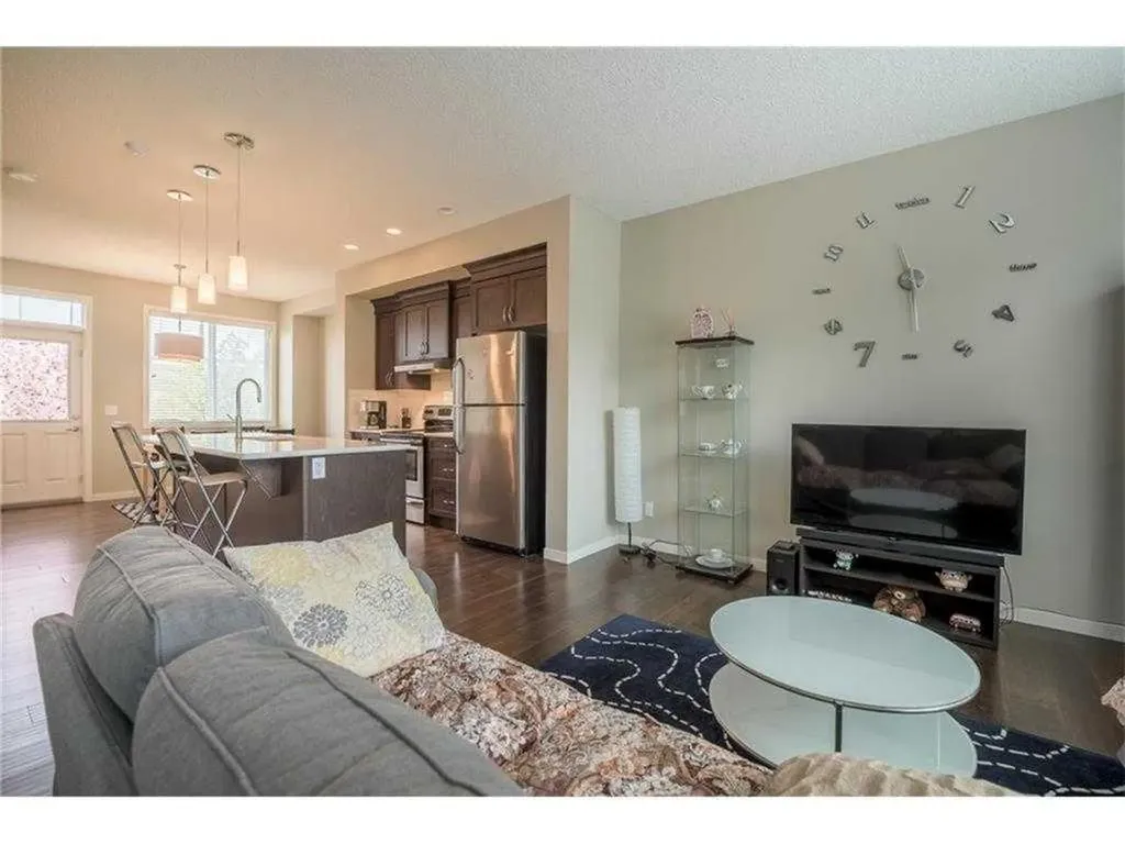 538 Panatella Walk NW Calgary AB T3K 0Z4