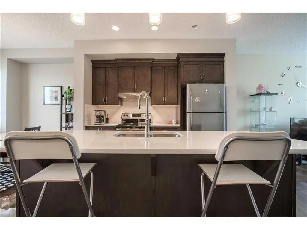538 Panatella Walk NW Calgary AB T3K 0Z4