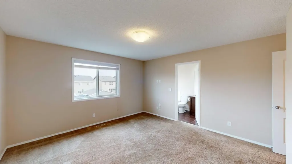 198 Skyview Point Road NE Calgary AB T3N 1B6