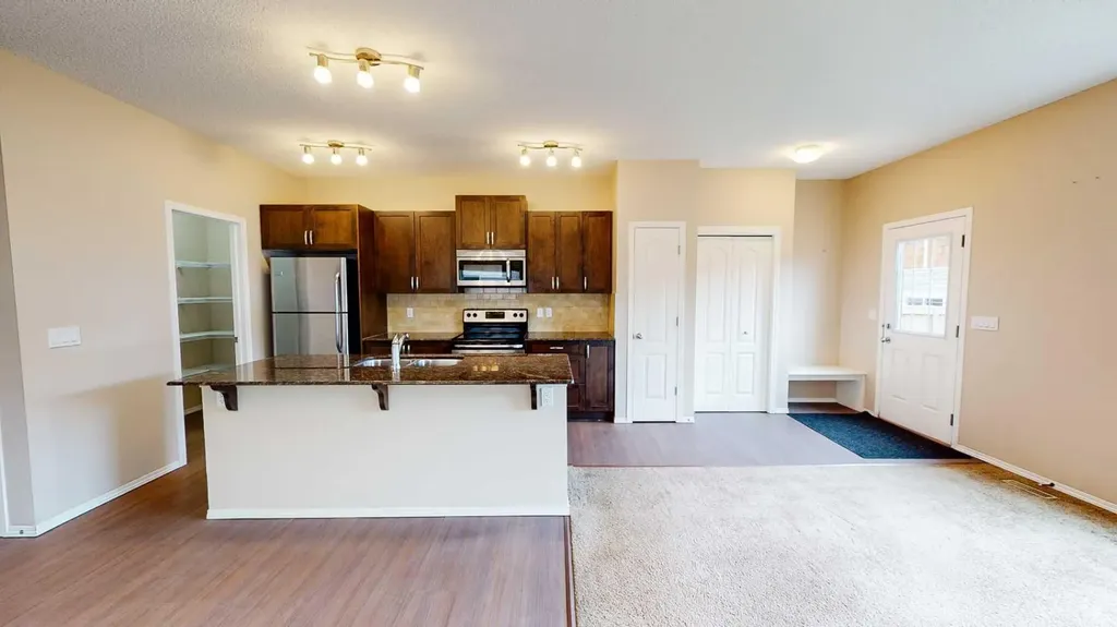 198 Skyview Point Road NE Calgary AB T3N 1B6