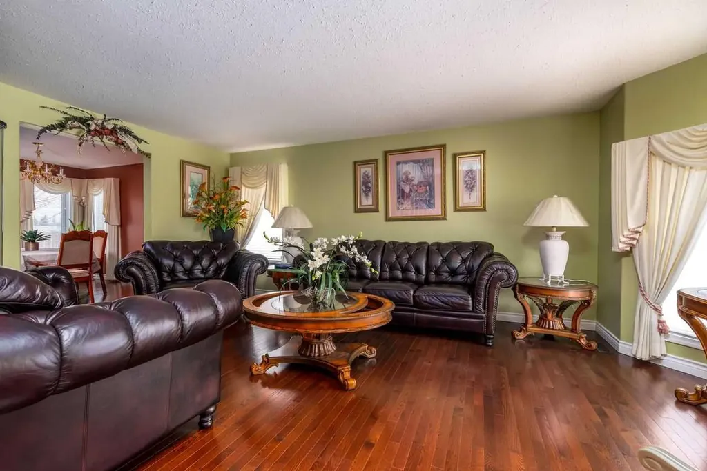 4002 60 Avenue Lloydminster AB T9V 2R9