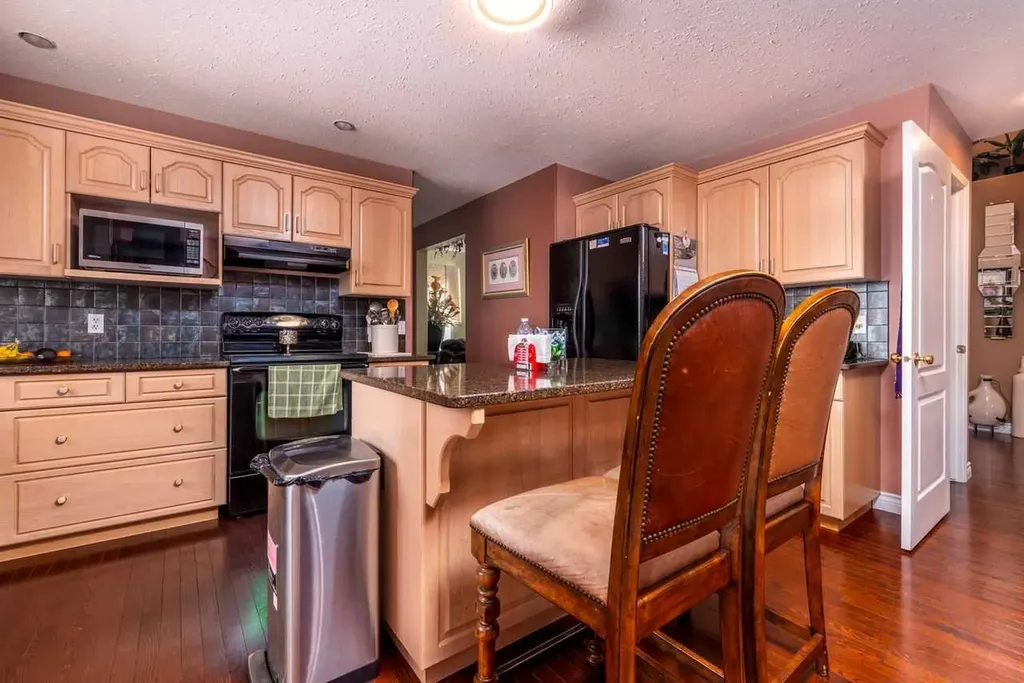 4002 60 Avenue Lloydminster AB T9V 2R9