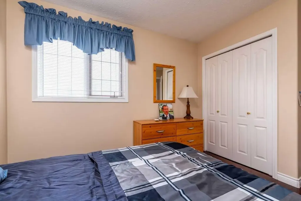 4002 60 Avenue Lloydminster AB T9V 2R9