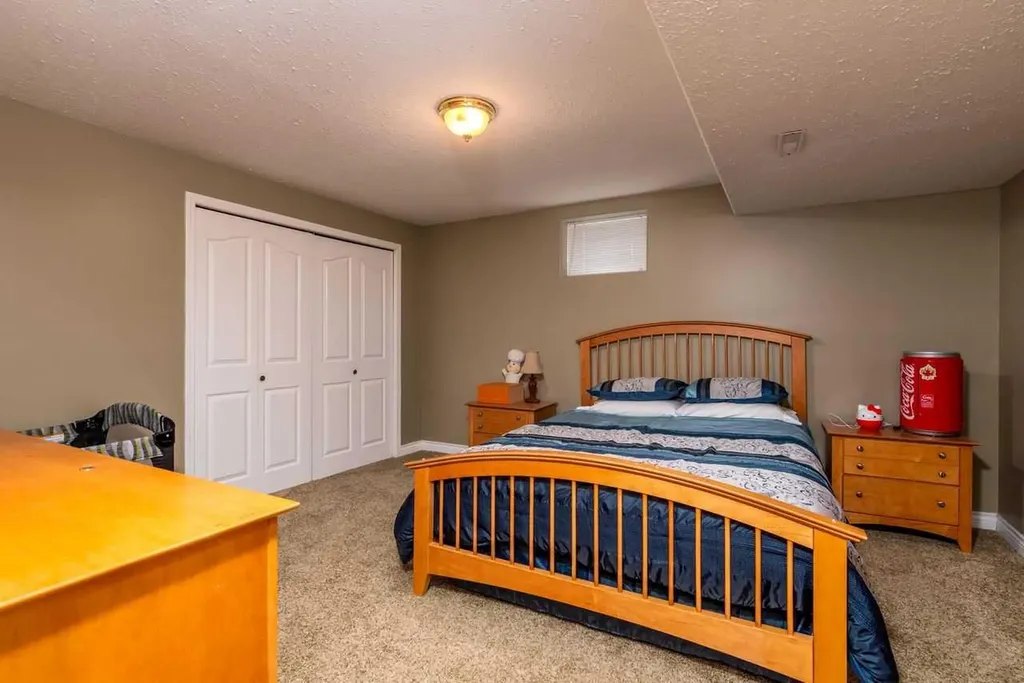 4002 60 Avenue Lloydminster AB T9V 2R9