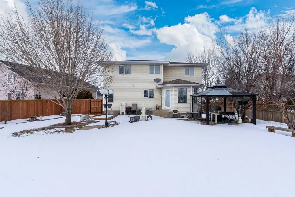 4002 60 Avenue Lloydminster AB T9V 2R9