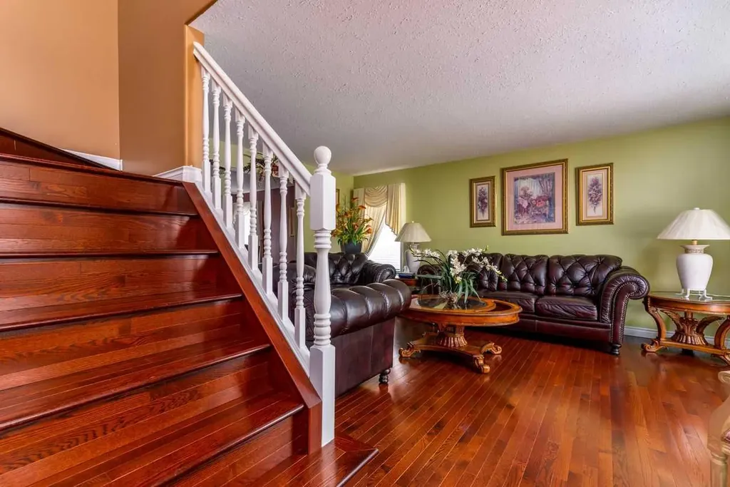 4002 60 Avenue Lloydminster AB T9V 2R9
