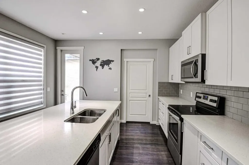195 Masters Avenue SE Calgary AB T3M 2B7