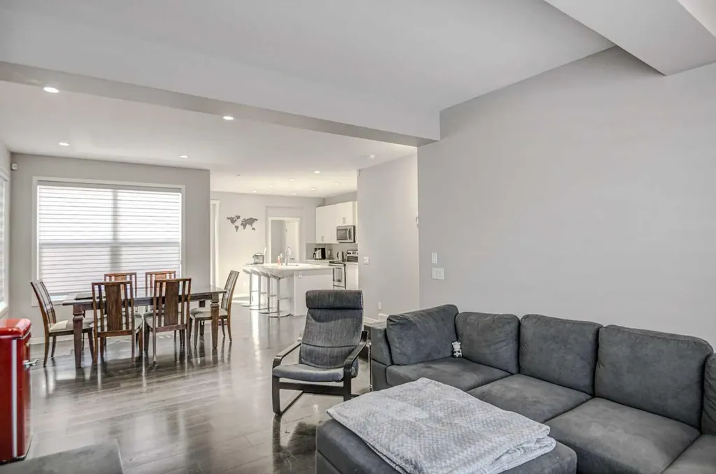 195 Masters Avenue SE Calgary AB T3M 2B7