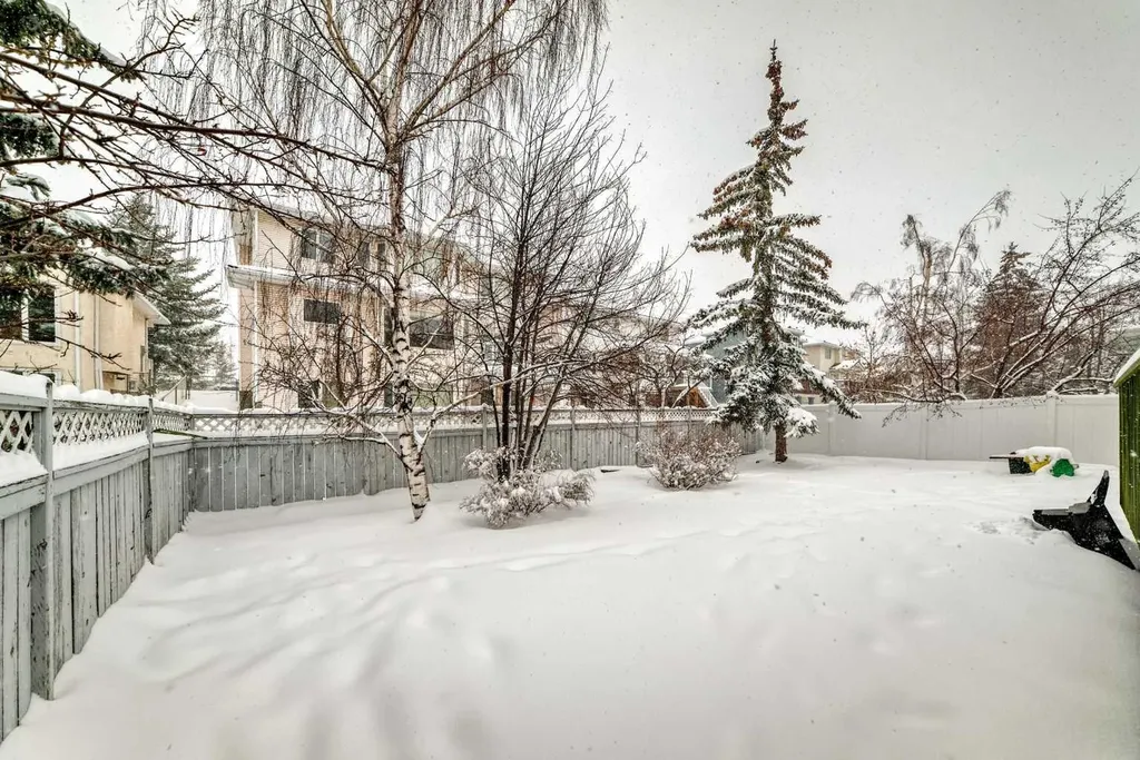 223 Hawkstone Close NW Calgary AB T3G 3P3
