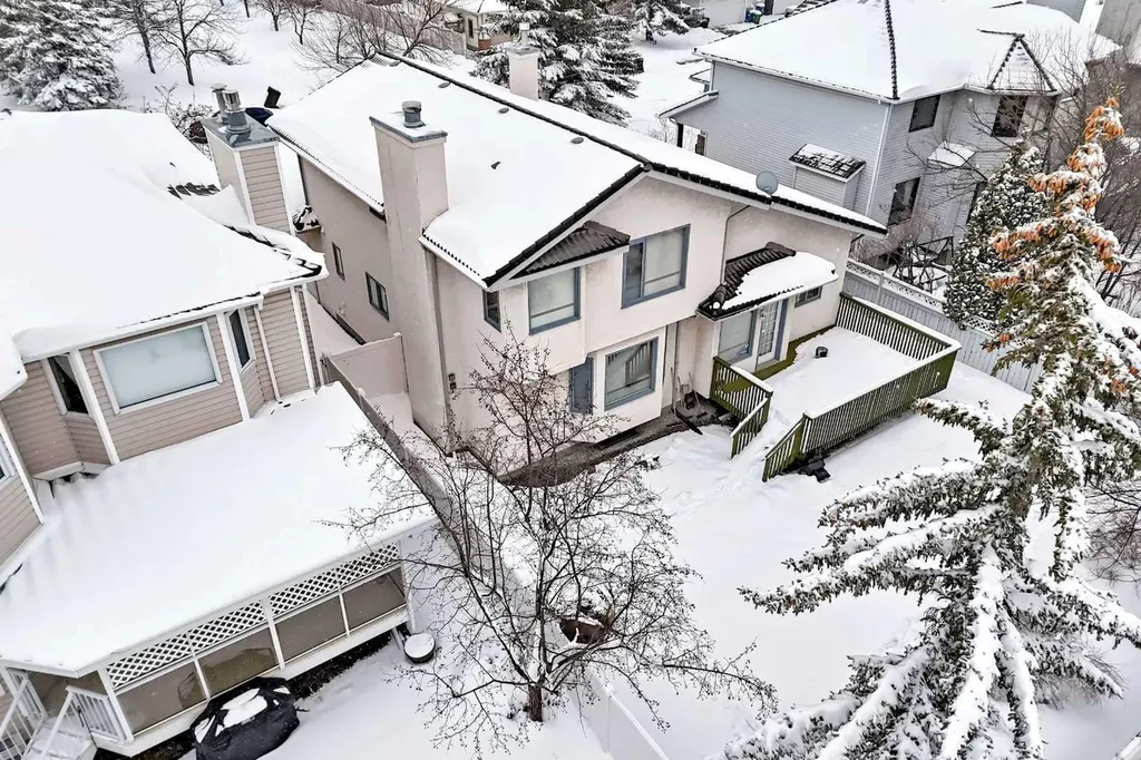 223 Hawkstone Close NW Calgary AB T3G 3P3