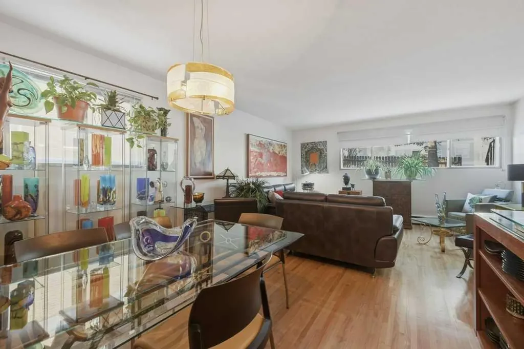 2428 14 Street SW Calgary AB T2T 3T6