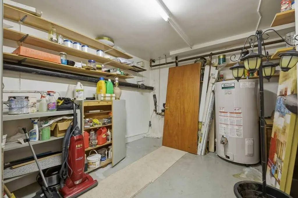 2428 14 Street SW Calgary AB T2T 3T6