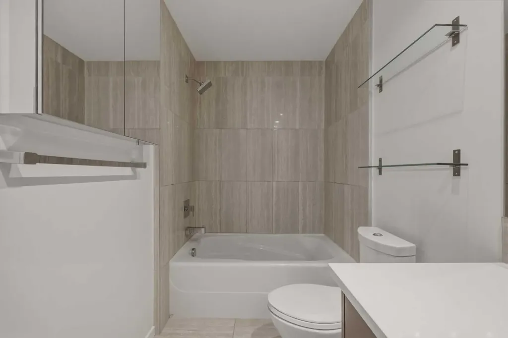 1719 9a Street SW Calgary AB T2T 6S3