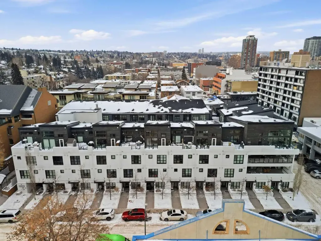 1719 9a Street SW Calgary AB T2T 6S3