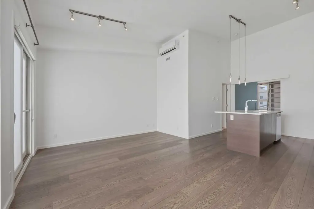 1719 9a Street SW Calgary AB T2T 6S3