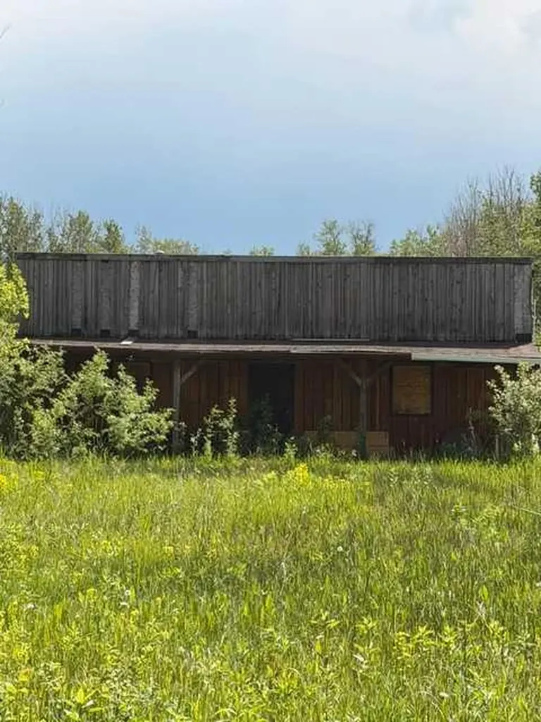 5325 48 Avenue Hardisty AB T0B 1V0