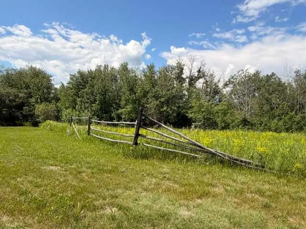 5325 48 Avenue Hardisty AB T0B 1V0