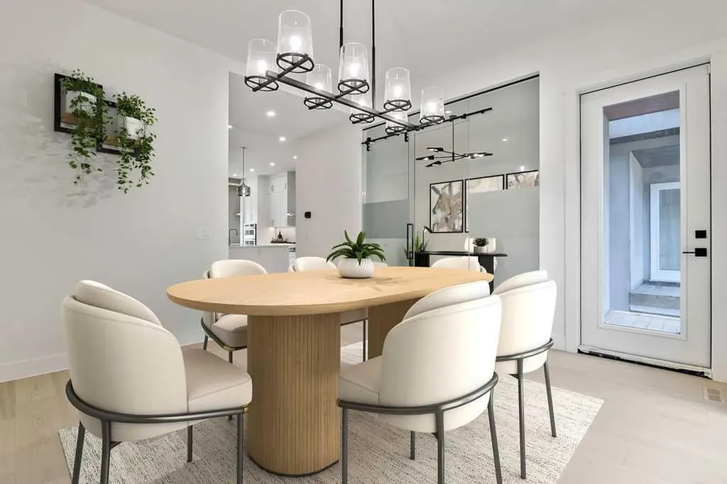 712 Bridge Crescent NE Calgary AB T2E 5B5