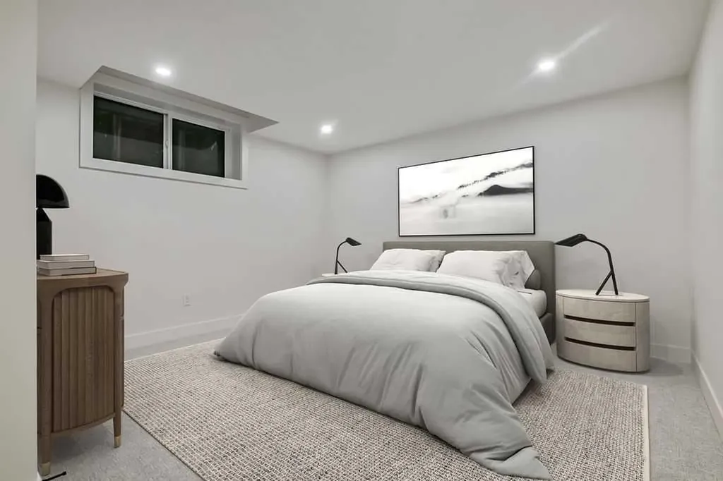 712 Bridge Crescent NE Calgary AB T2E 5B5
